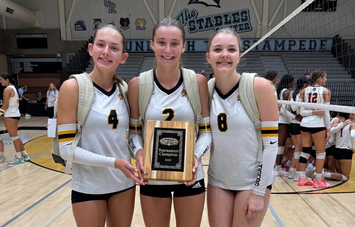 Varsity Girls Volleyball