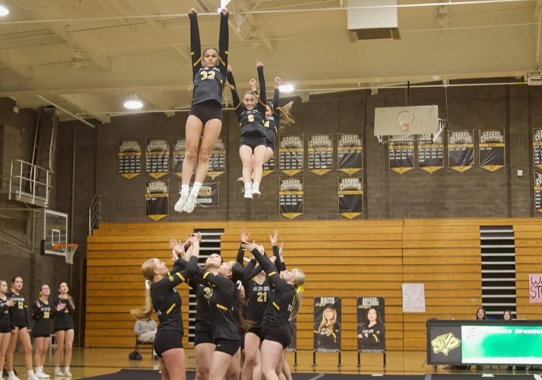 Girls STUNT